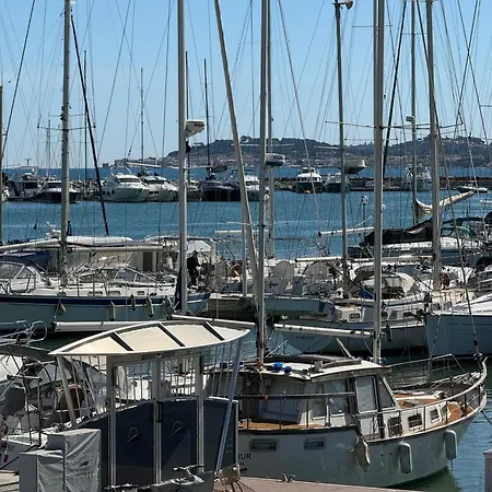 Les Marines De Apartment