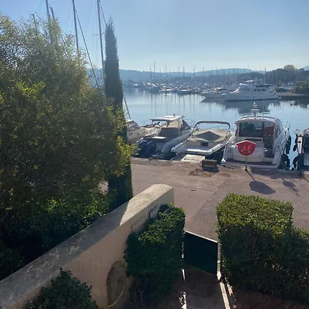 Les Marines De Apartment