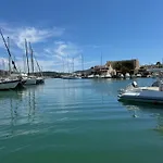 Les Marines De Apartment *