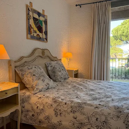 Les Marines De Cogolin