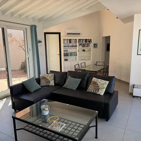 Les Marines De Apartamento *